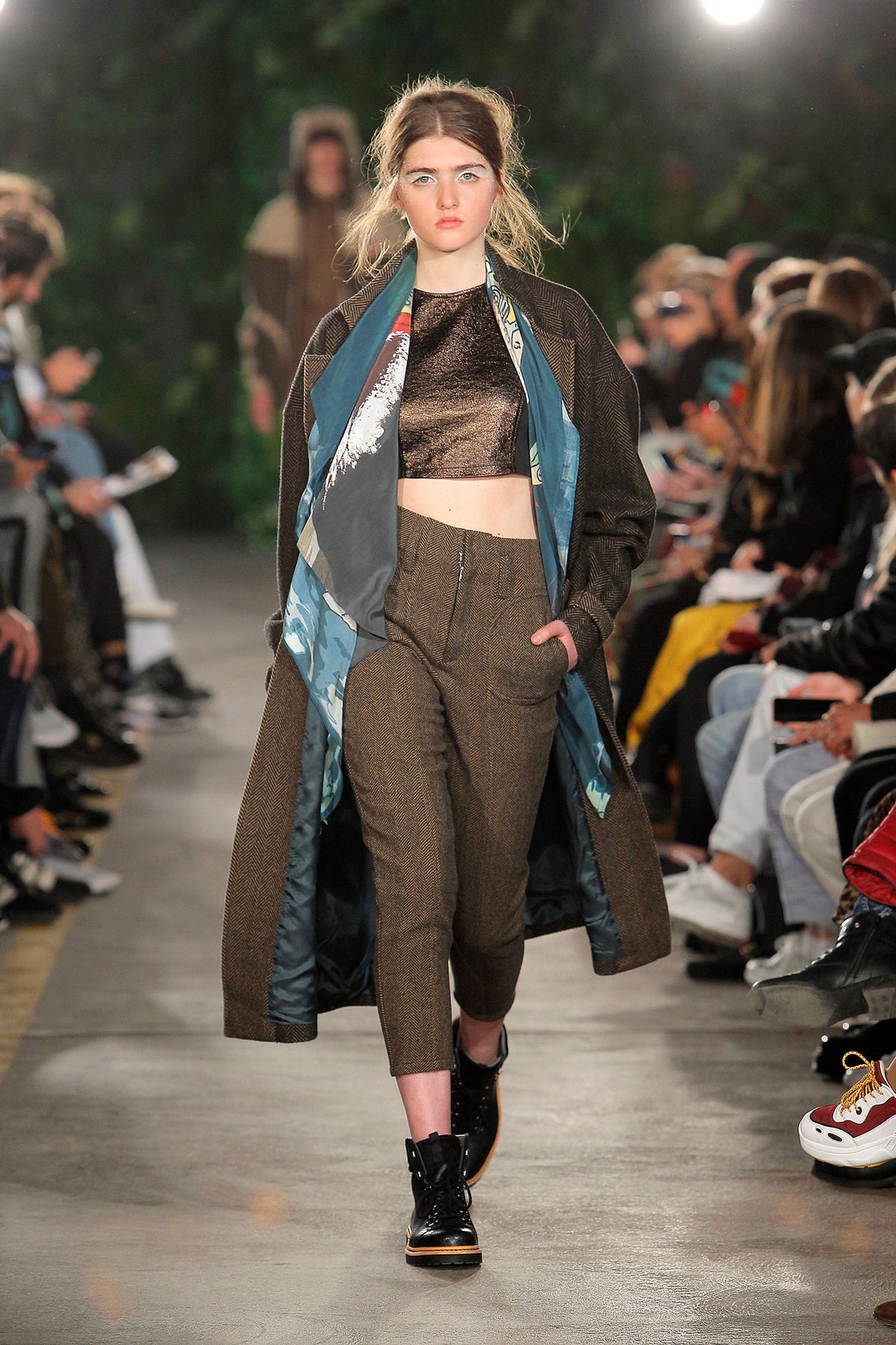 AW20 Third Pole gallery image 15