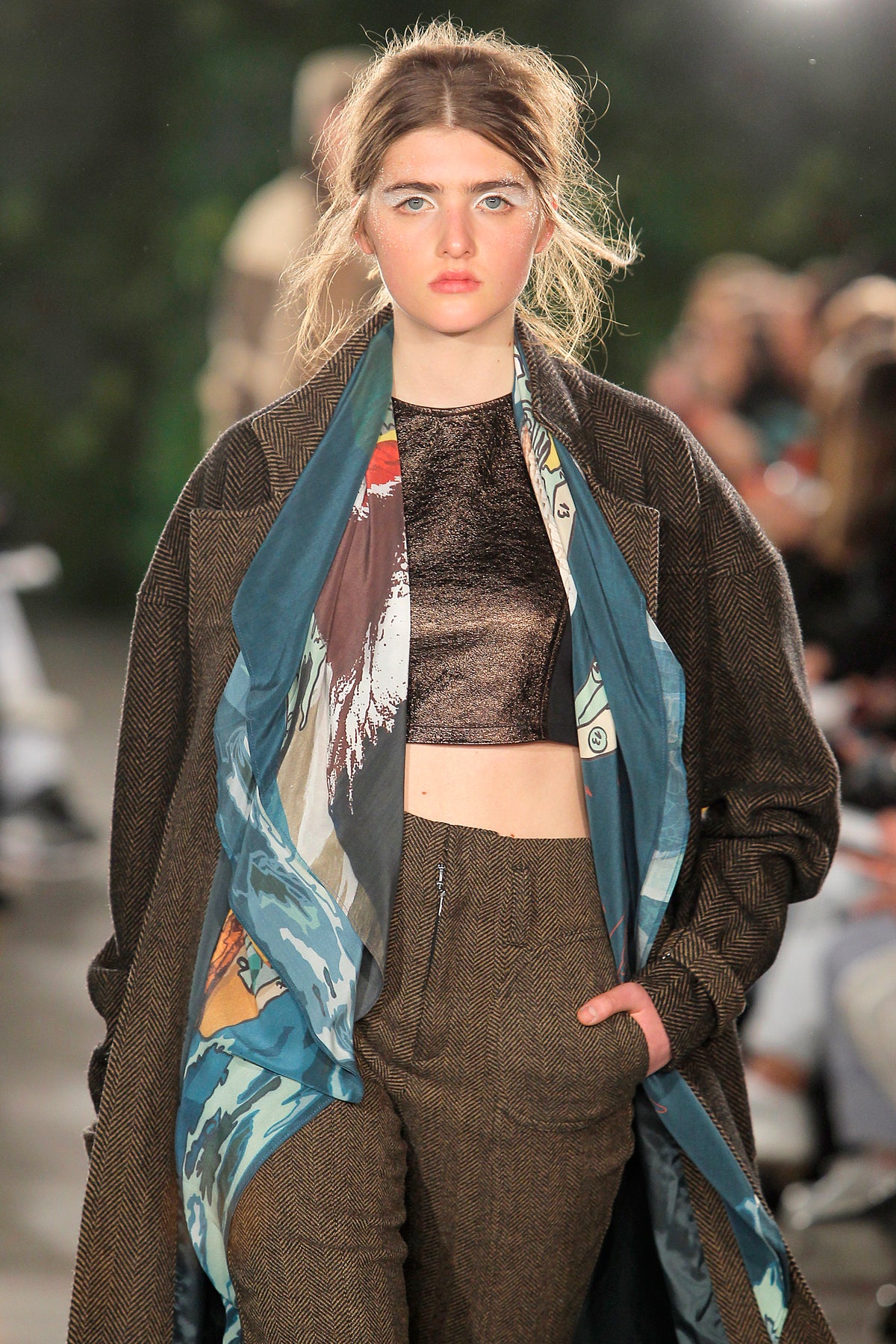 AW20 Third Pole gallery image 16
