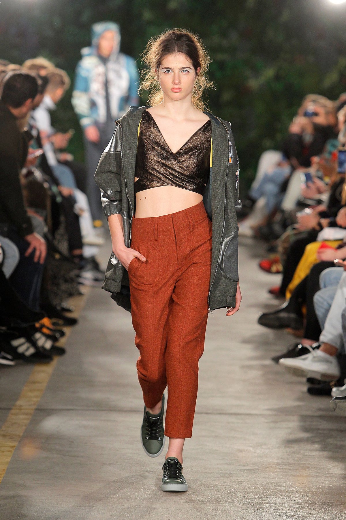 AW20 Third Pole gallery image 21