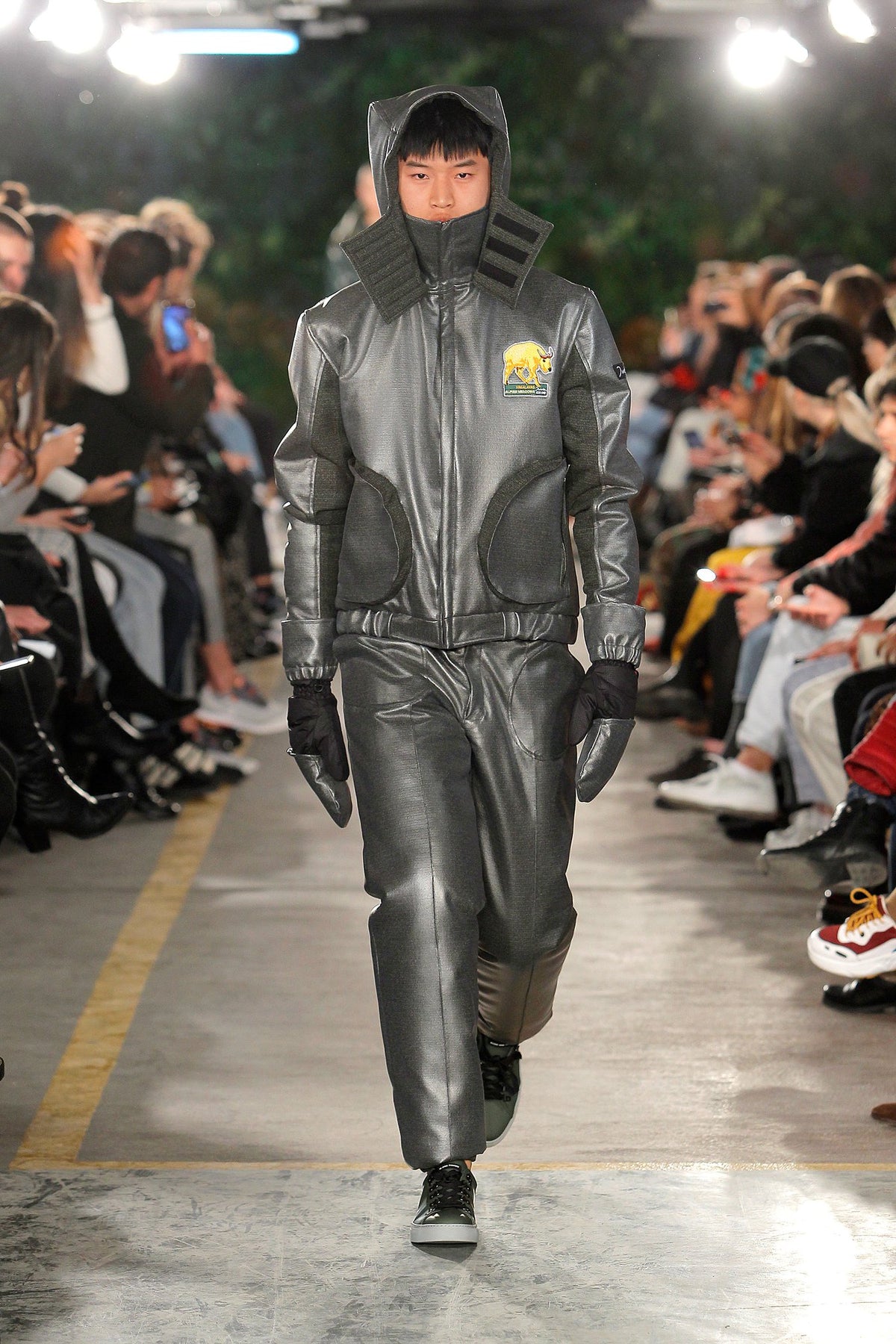 AW20 Third Pole gallery image 33