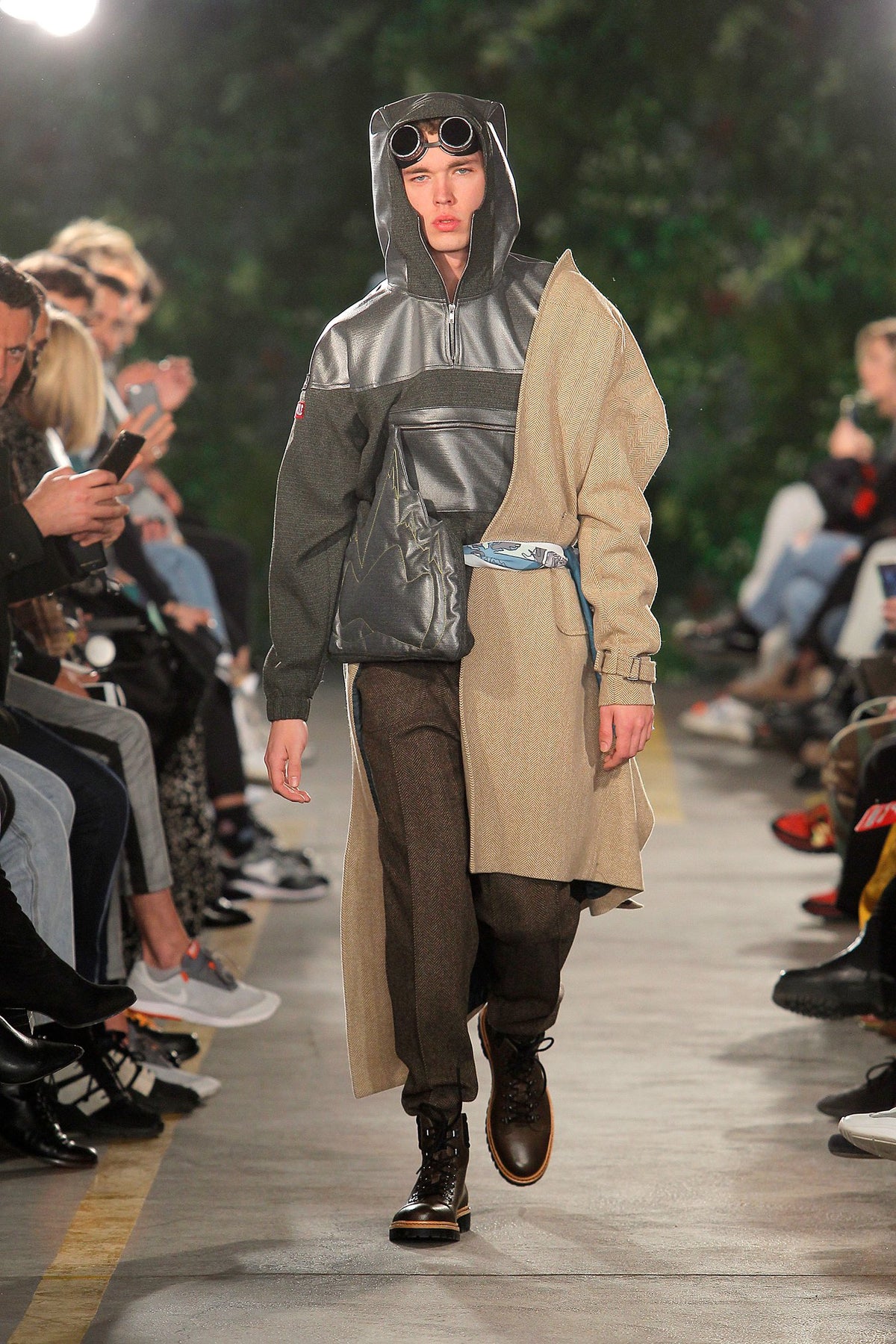 AW20 Third Pole gallery image 37