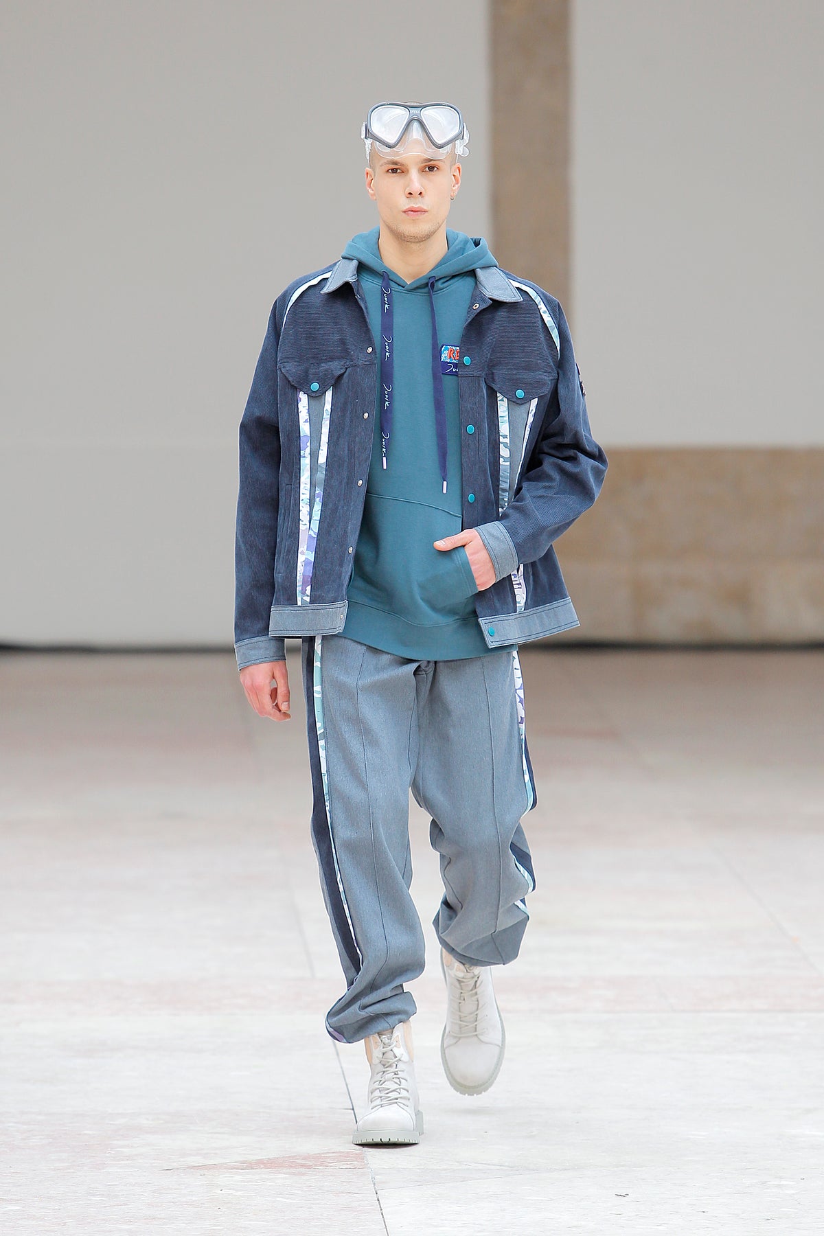 AW21 REEF gallery image 21