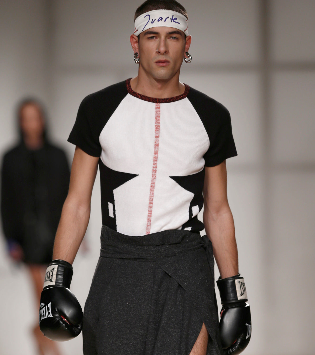SS17 Knock Out gallery image 2