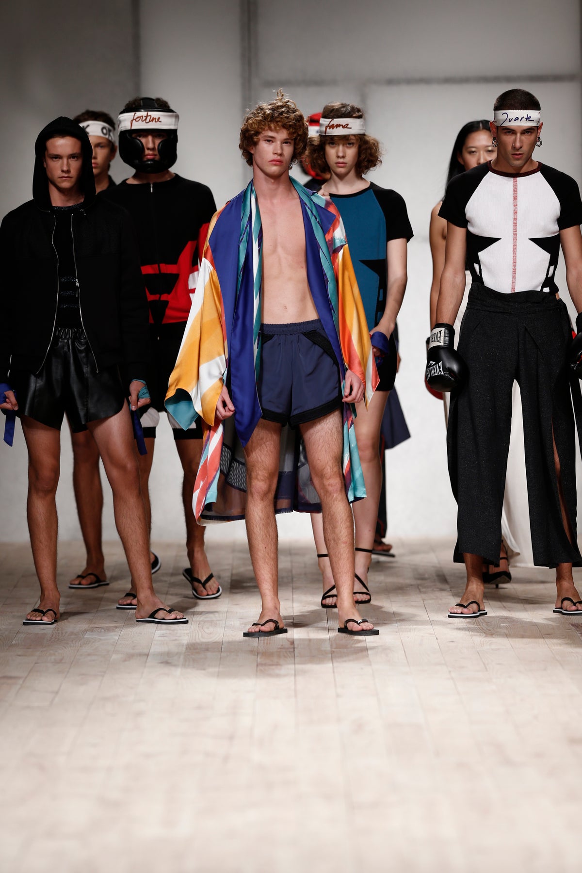 SS17 Knock Out gallery image 19
